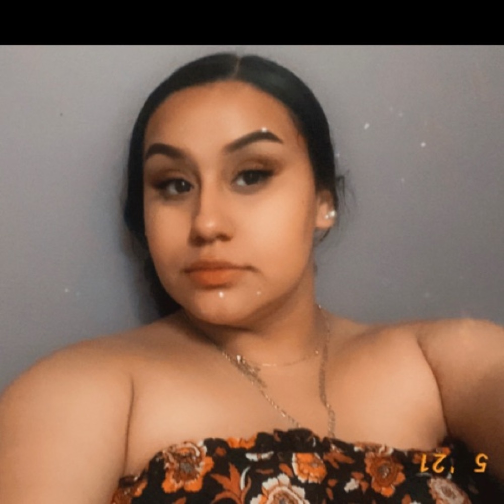 Meet your Posher, Lorena